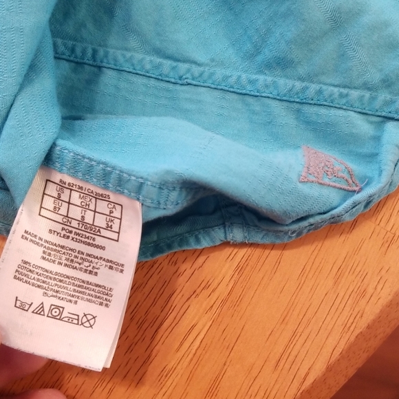 guess button up shirt - Picture 8 of 8